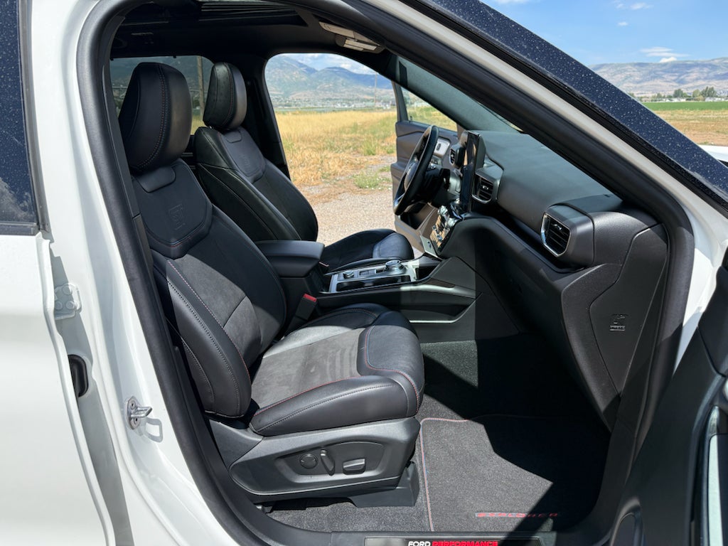 2024 Ford Explorer ST