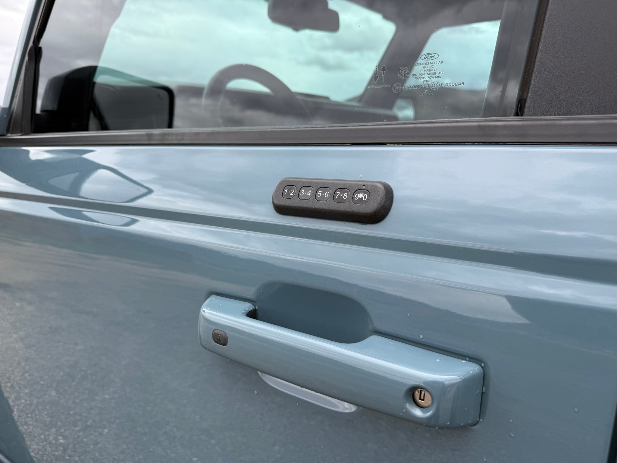2021 Ford Bronco Base