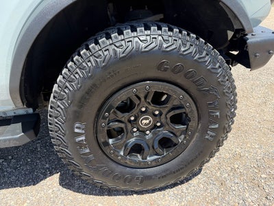 2022 Ford Bronco Base