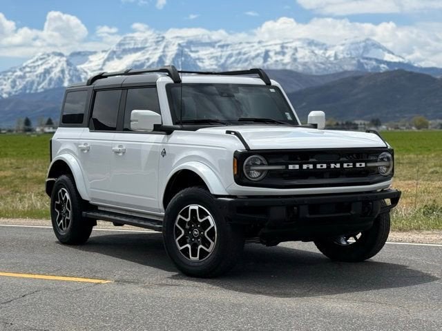 2024 Ford Bronco Outer Banks