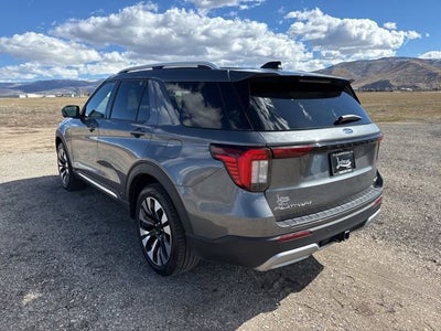 2025 Ford Explorer Platinum