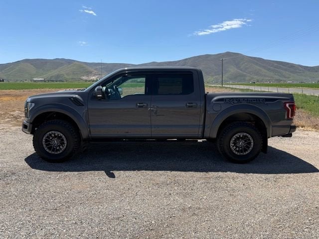 2020 Ford F-150 Raptor