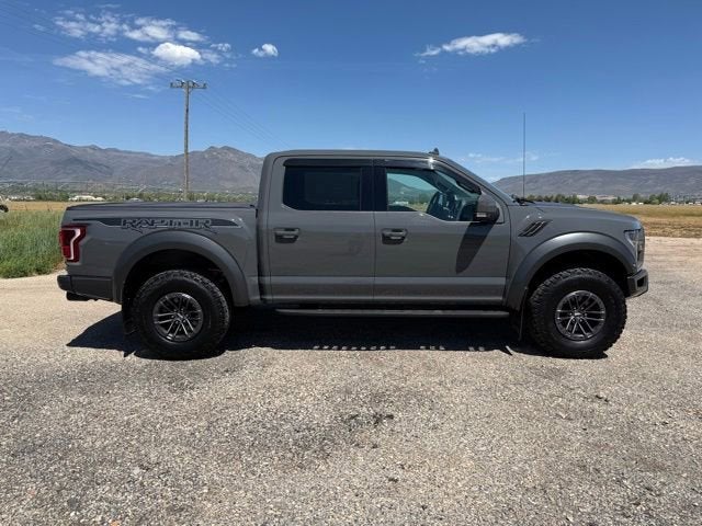 2020 Ford F-150 Raptor