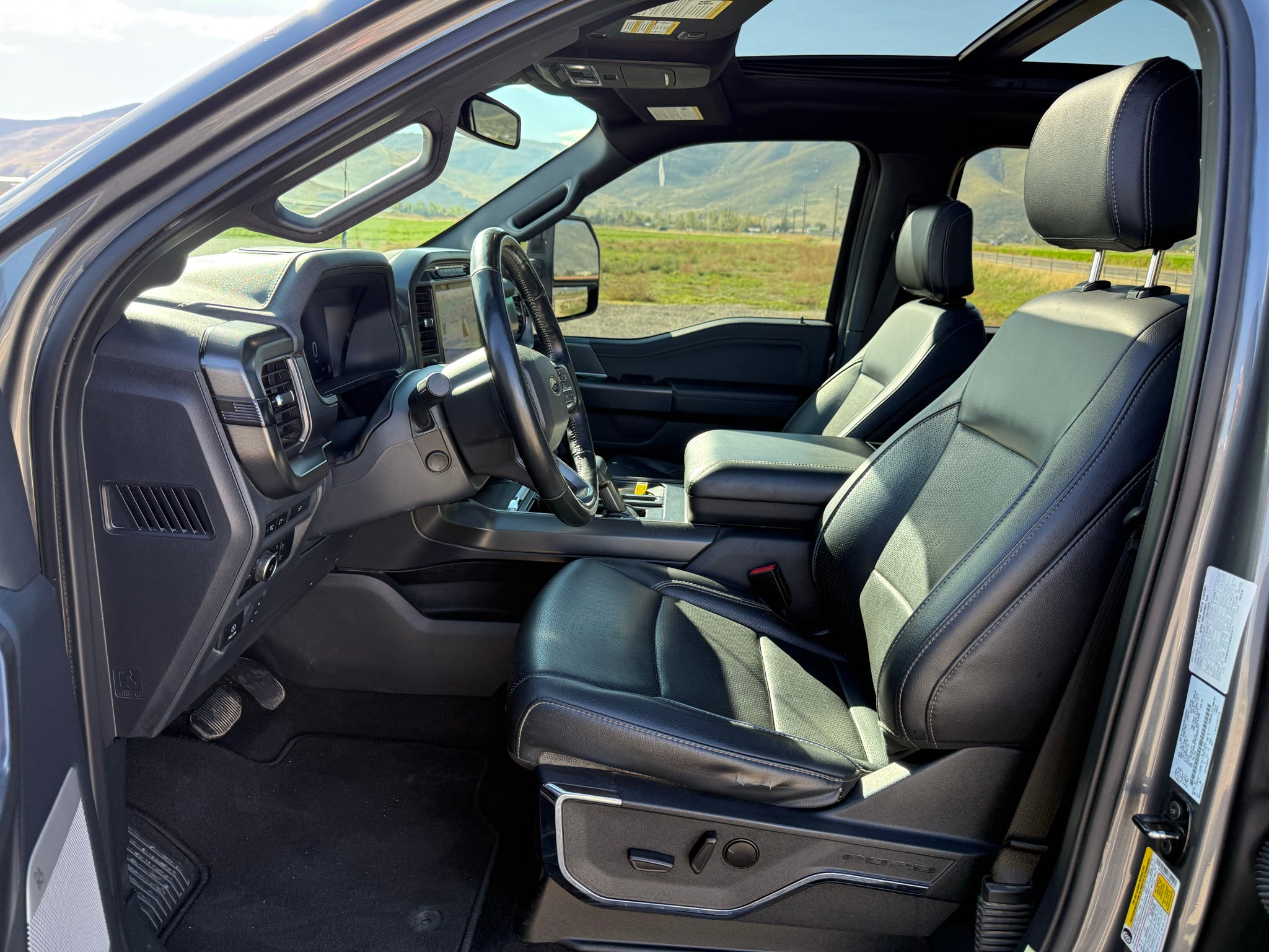 2024 Ford F-150 LARIAT