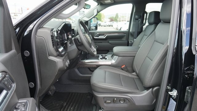 2025 Chevrolet Silverado 3500 HD LTZ