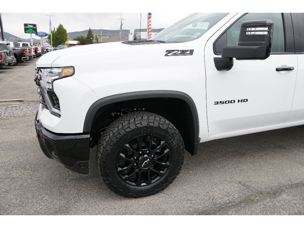 2026 Chevrolet Silverado 3500 HD LTZ