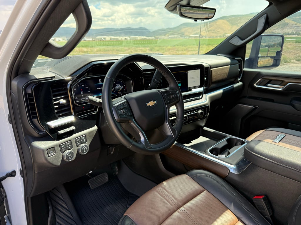 2024 Chevrolet Silverado 3500 HD High Country