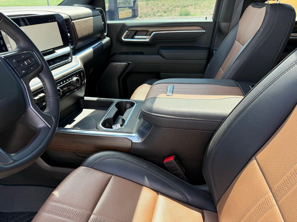 2024 Chevrolet Silverado 3500 HD High Country