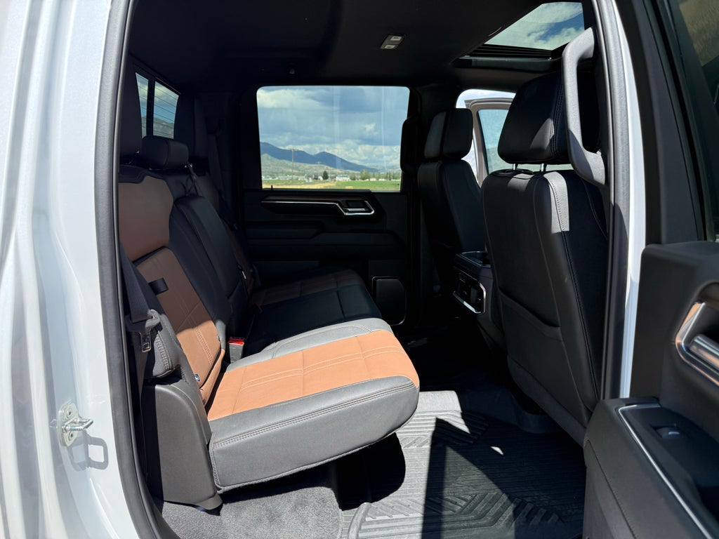 2024 Chevrolet Silverado 3500 HD High Country