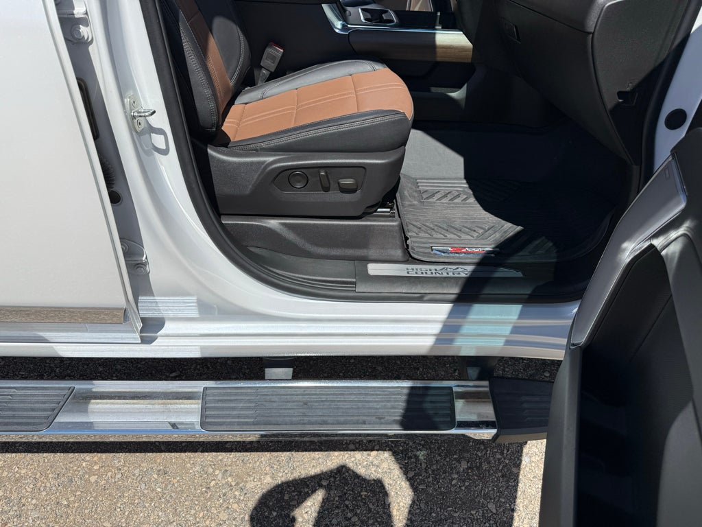 2024 Chevrolet Silverado 3500 HD High Country