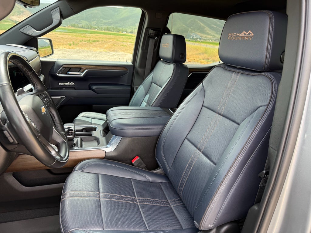 2023 Chevrolet Silverado 1500 High Country