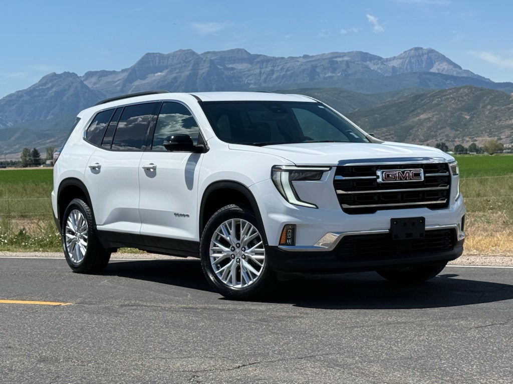 2024 GMC Acadia Elevation