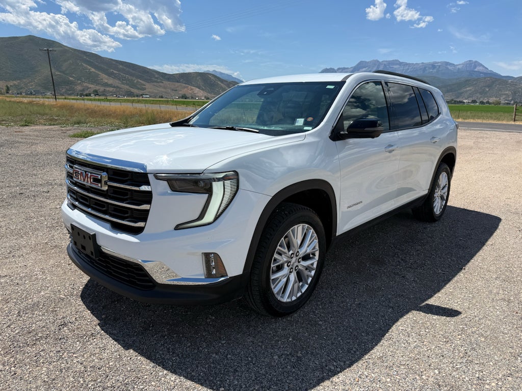 2024 GMC Acadia Elevation
