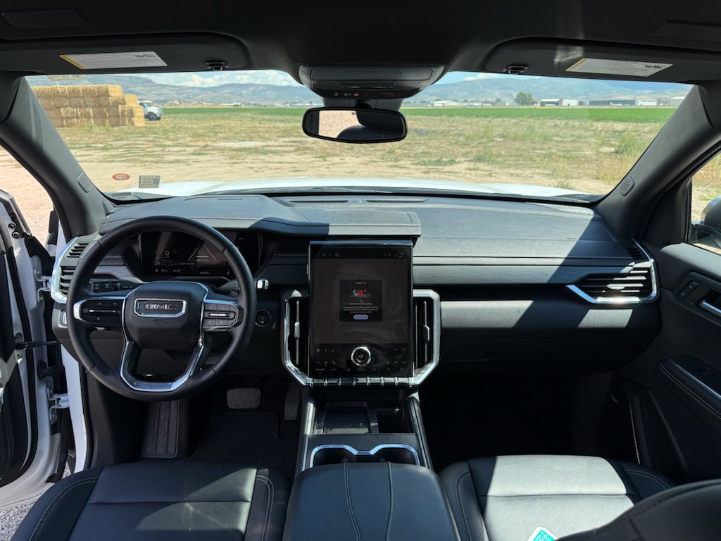 2024 GMC Acadia Elevation