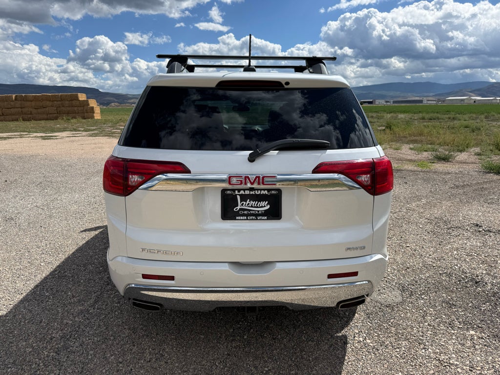 2017 GMC Acadia Denali