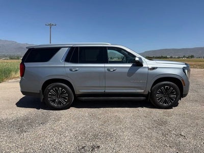 2025 GMC Yukon Elevation