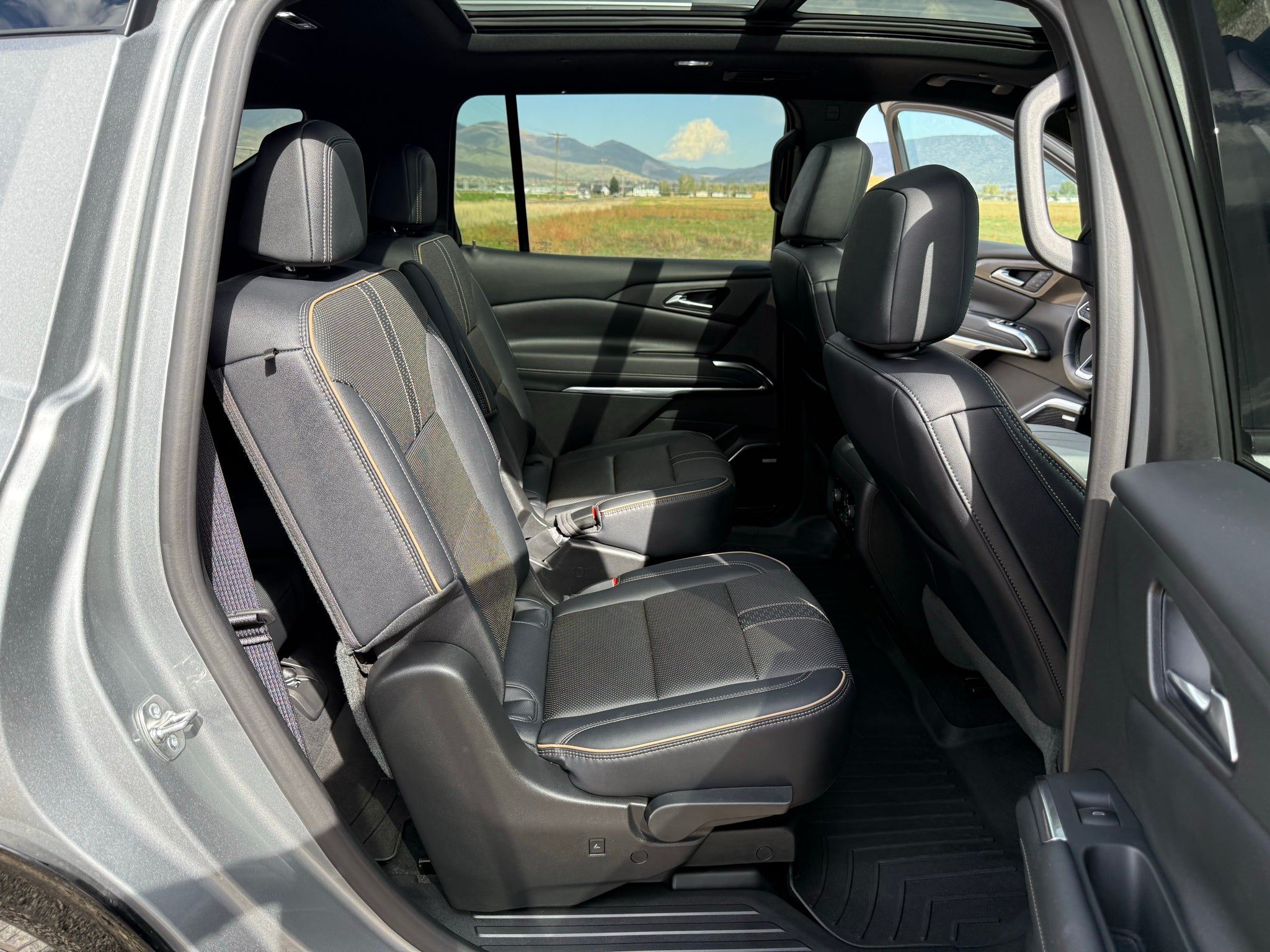 2025 Chevrolet Traverse High Country