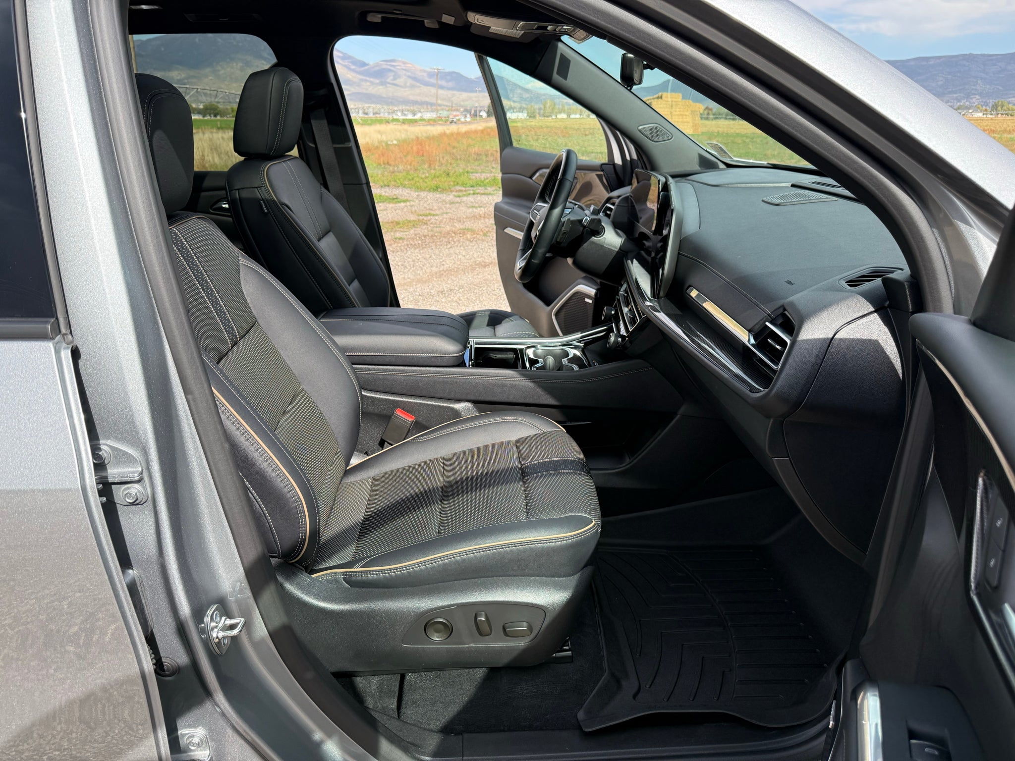 2025 Chevrolet Traverse High Country