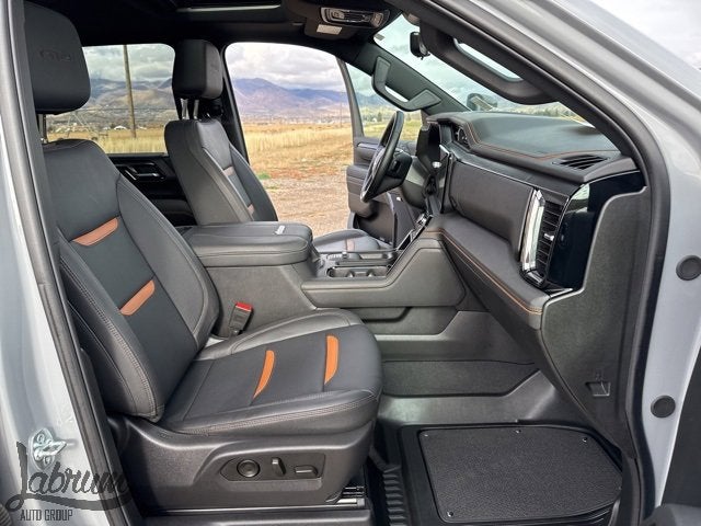 2025 GMC Sierra 3500 HD AT4