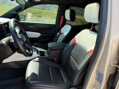 2023 GMC Canyon 4WD AT4X