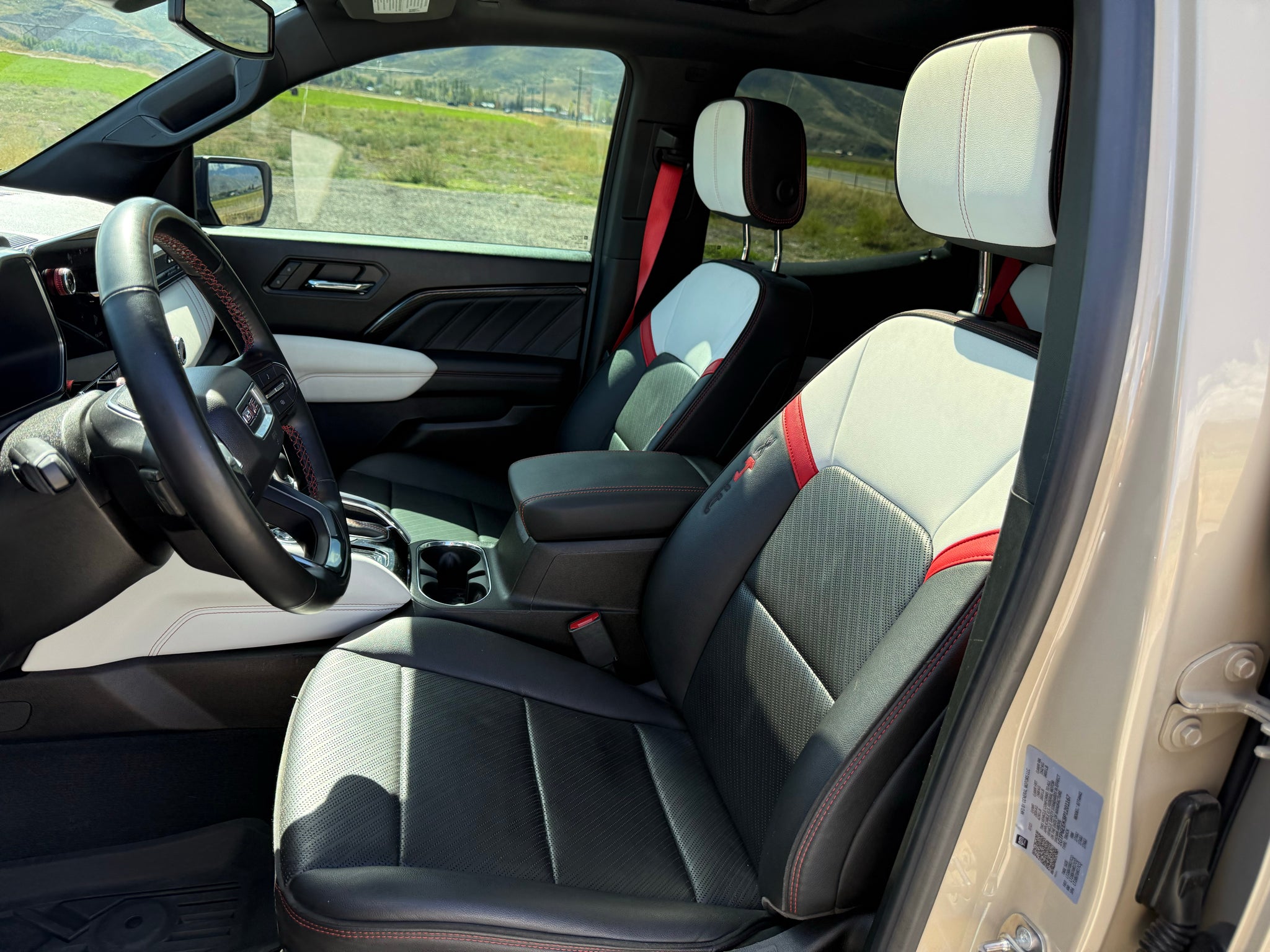 2023 GMC Canyon 4WD AT4X