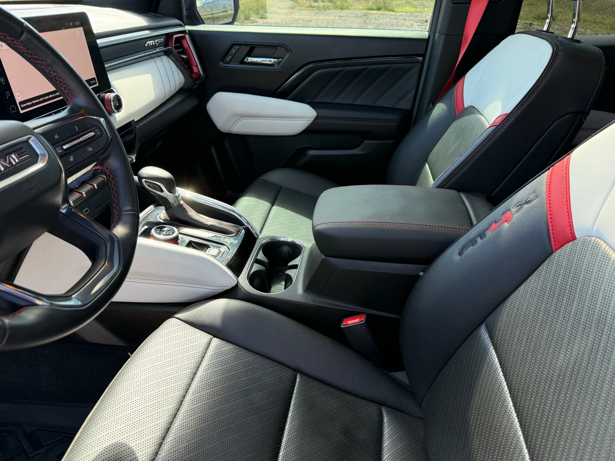 2023 GMC Canyon 4WD AT4X