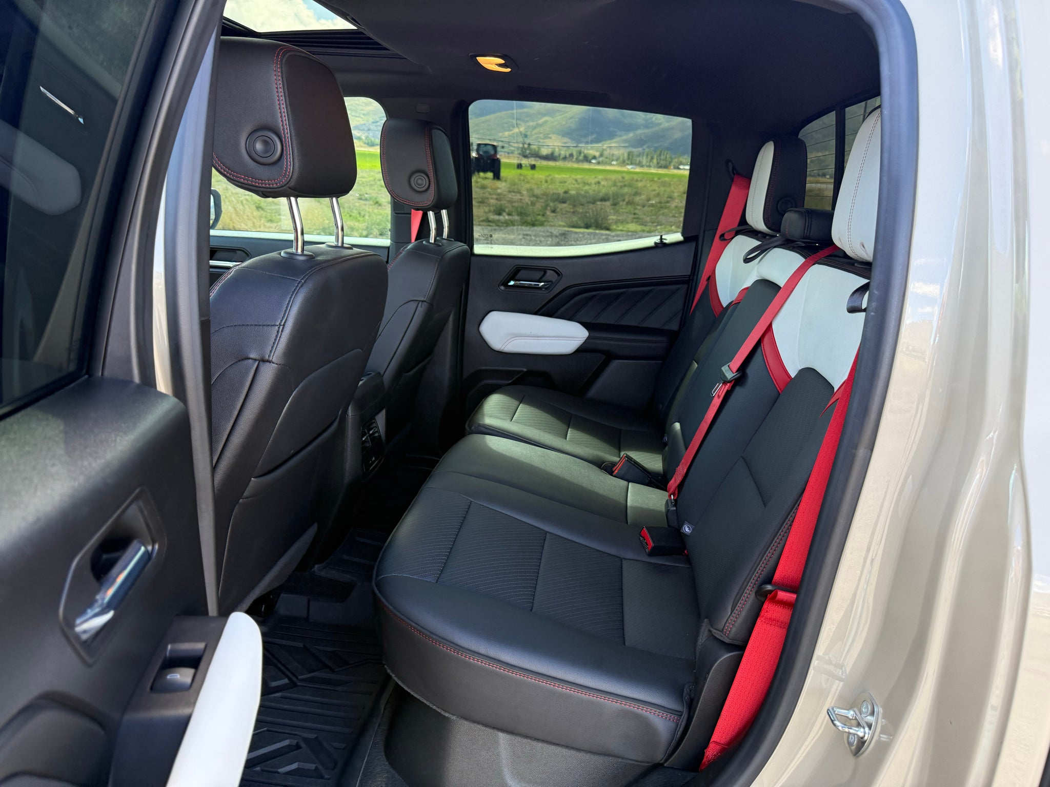 2023 GMC Canyon 4WD AT4X