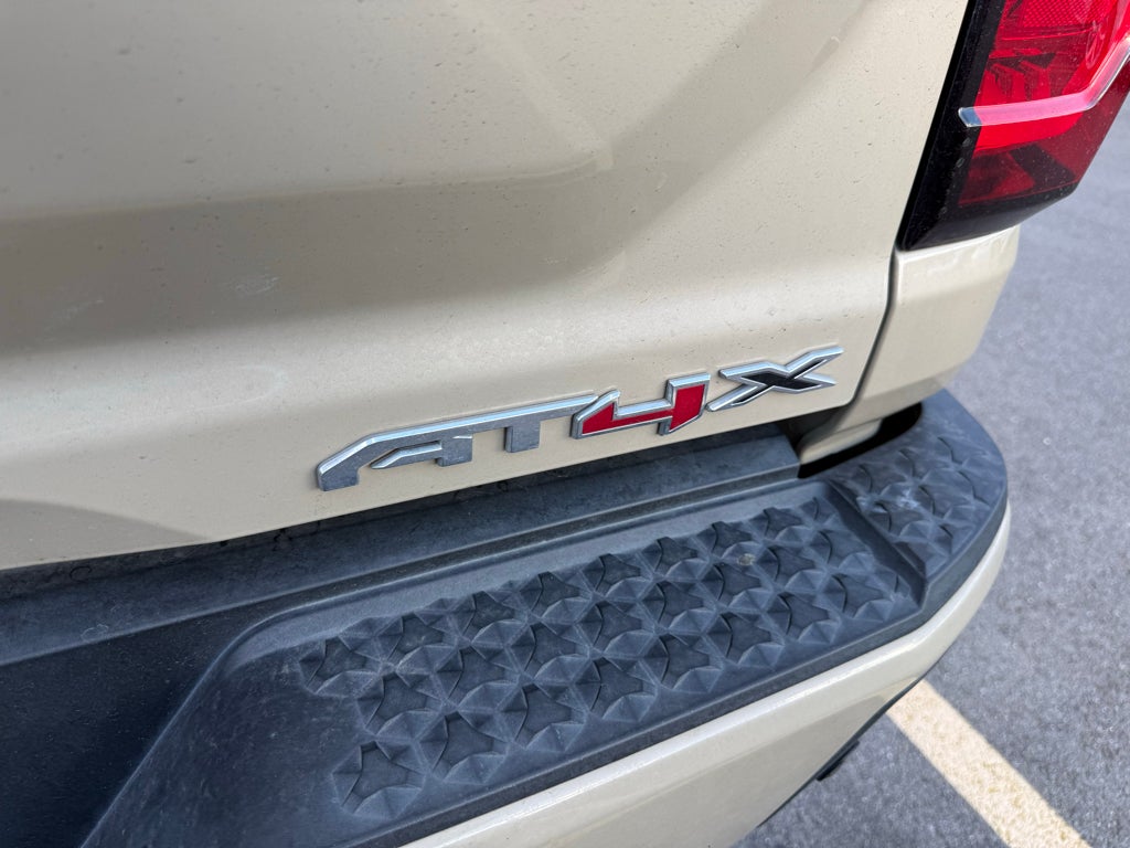 2023 GMC Canyon 4WD AT4X