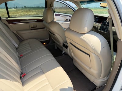 2004 Lincoln Town Car Signature