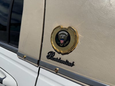 2004 Lincoln Town Car Signature