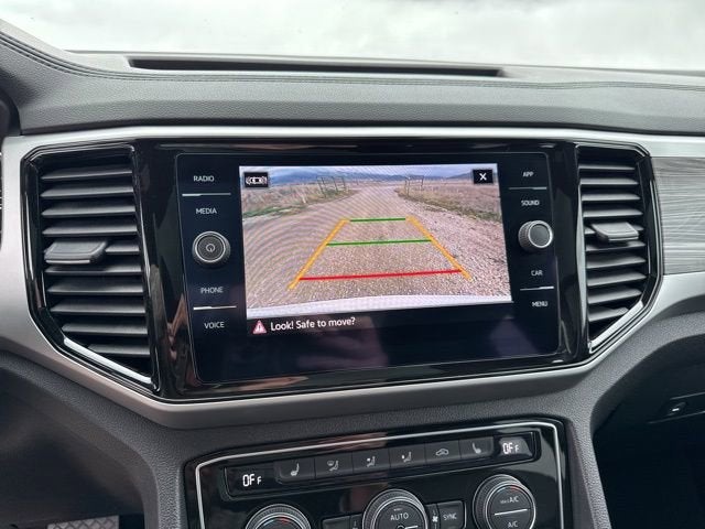 2022 Volkswagen Atlas Cross Sport 2.0T SE w/Technology