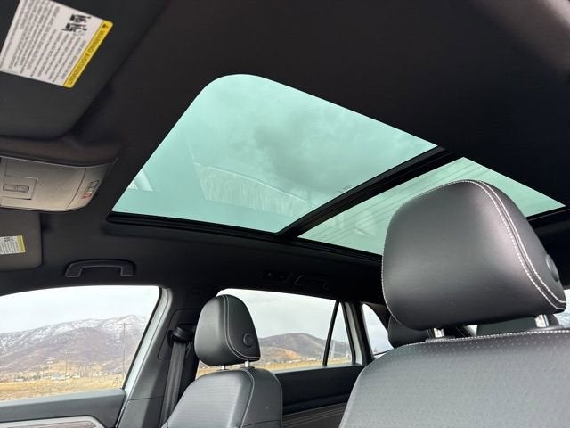 2022 Volkswagen Atlas Cross Sport 2.0T SE w/Technology