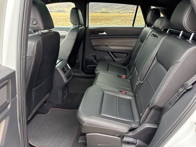 2022 Volkswagen Atlas Cross Sport 2.0T SE w/Technology