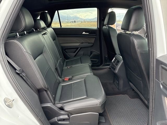 2022 Volkswagen Atlas Cross Sport 2.0T SE w/Technology