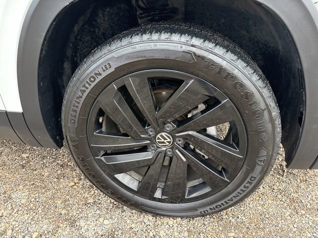 2022 Volkswagen Atlas Cross Sport 2.0T SE w/Technology