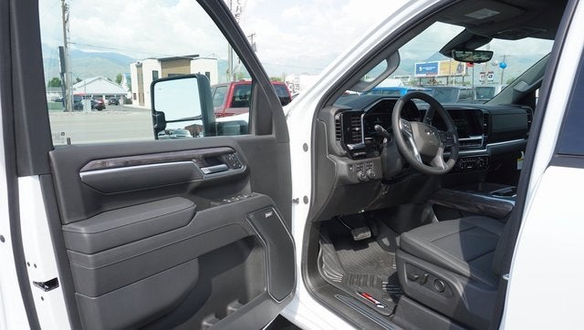 2025 Chevrolet Silverado 3500 HD LTZ