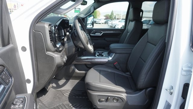 2025 Chevrolet Silverado 3500 HD LTZ