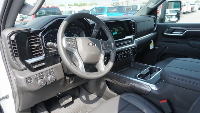 2025 Chevrolet Silverado 3500 HD LTZ