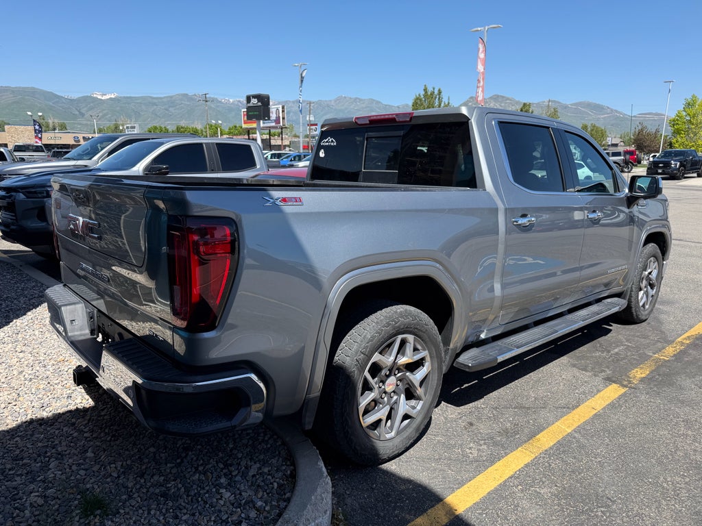 2024 GMC Sierra 1500 SLT