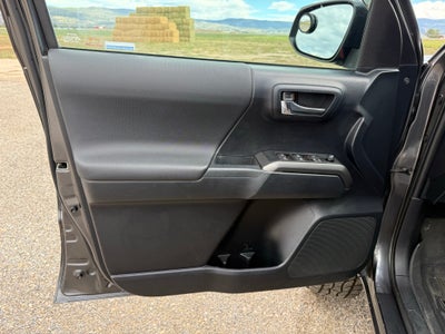 2019 Toyota Tacoma 4WD SR