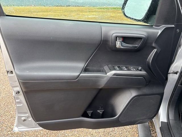 2020 Toyota Tacoma 4WD SR5