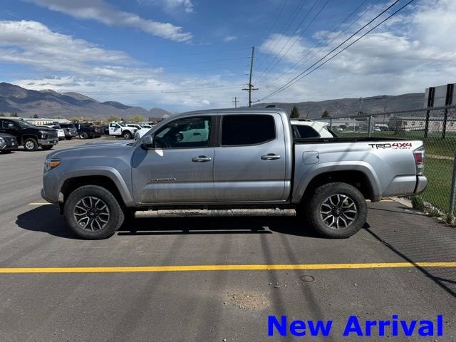 2020 Toyota Tacoma 4WD SR5