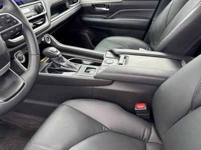 2025 Toyota Grand Highlander XLE
