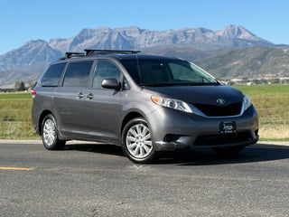 2013 Toyota Sienna LE