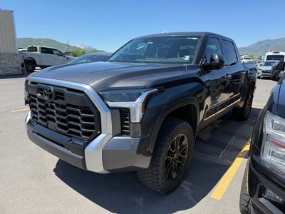 2022 Toyota Tundra 4WD Limited