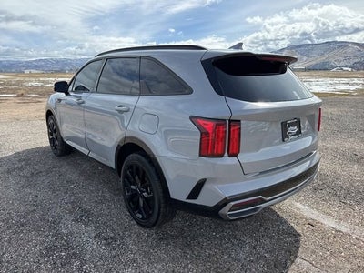2022 Kia Sorento SX