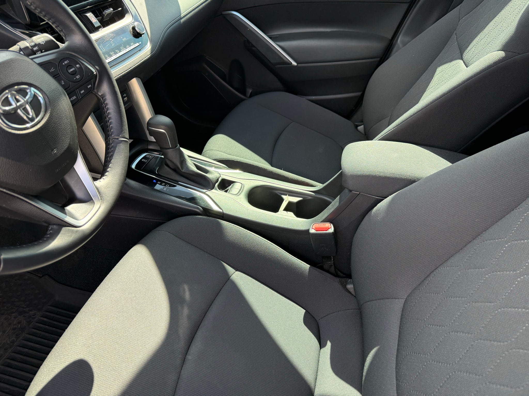 2022 Toyota Corolla Cross LE