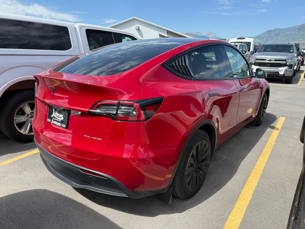 2022 Tesla Model Y Long Range