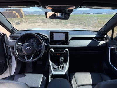 2020 Toyota RAV4 Hybrid XSE
