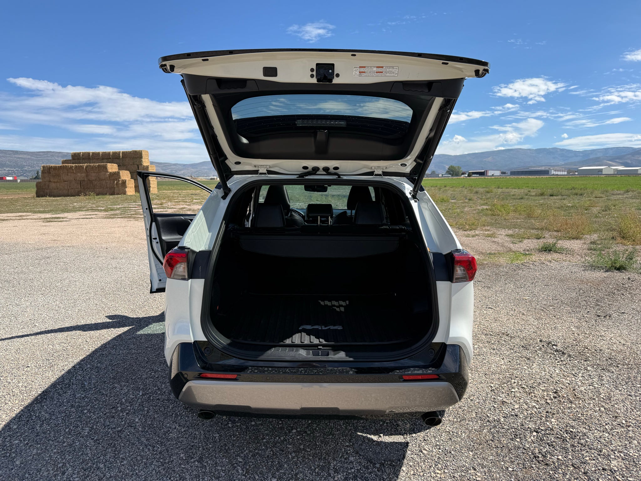 2020 Toyota RAV4 Hybrid XSE